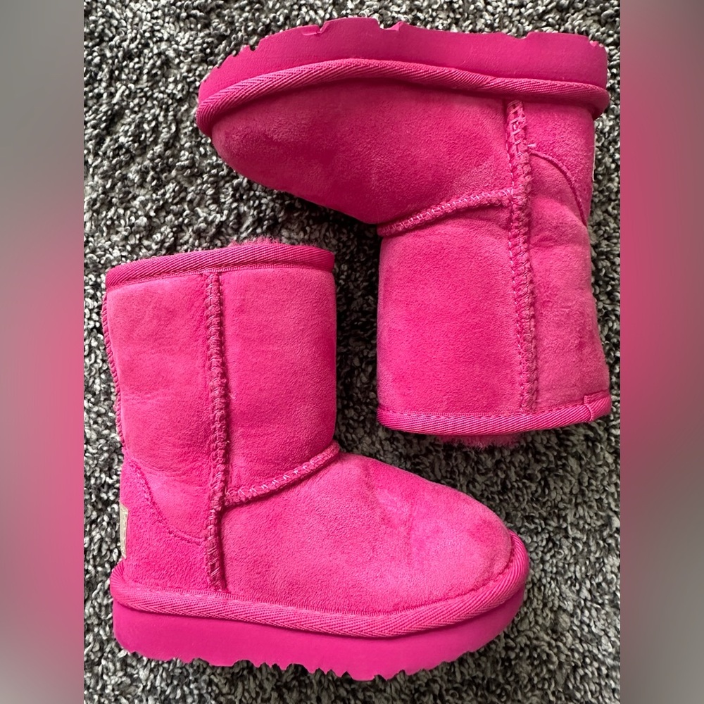 Like Brand New UGG Classic Pink Boot Toddler Size 6